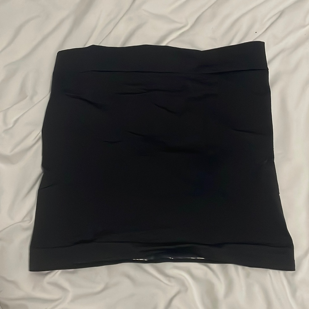 women’s belly band (maternity clothes)